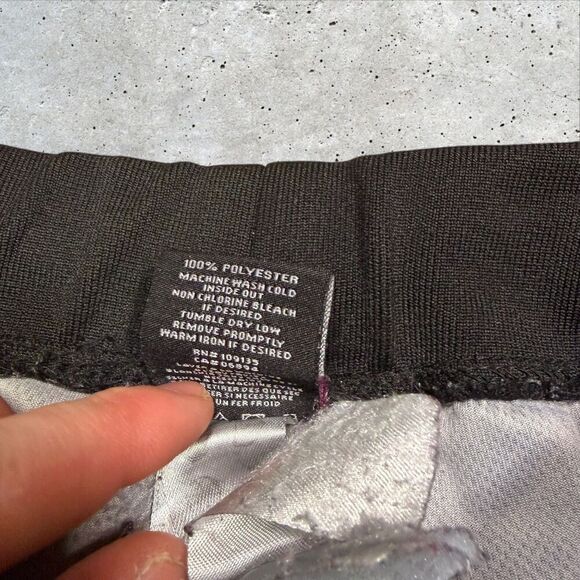 Los Angeles Lakers 23 Black Pinstripe NBA Shorts Men’s Small Elastic Waist - Picture 7 of 9